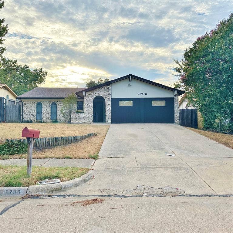 Property photo for 2705 Springlake Court, Irving, TX