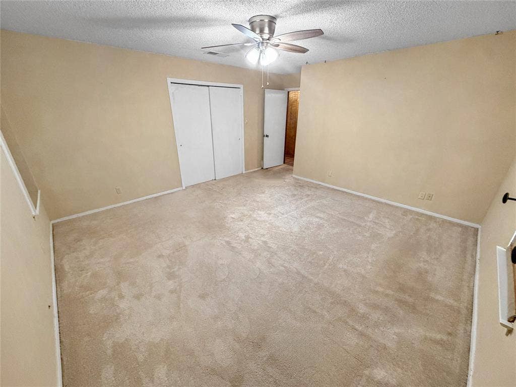3901 Greenbrook Street, Granbury, TX 76048