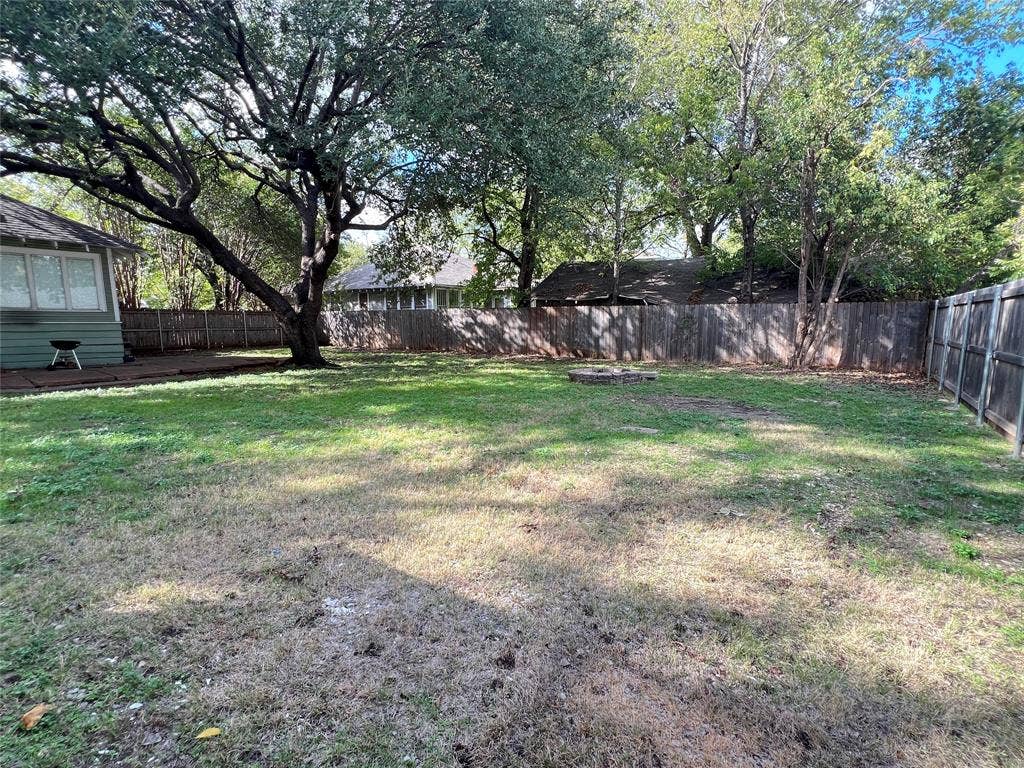 218 N Windomere, #C, Dallas, TX 75208 218 N Windomere, #C, Dallas, TX 75208