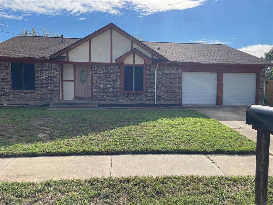 Property photo for 5816 Chadsford Court, Watauga, TX