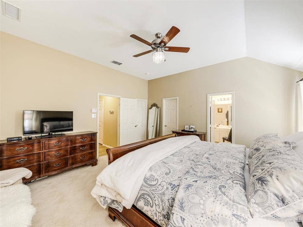 9021 Azinger Drive, Plano, TX 75025 9021 Azinger Drive, Plano, TX 75025