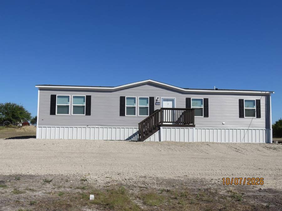 Property photo for 1327 County Road 1077, Farmersville, TX