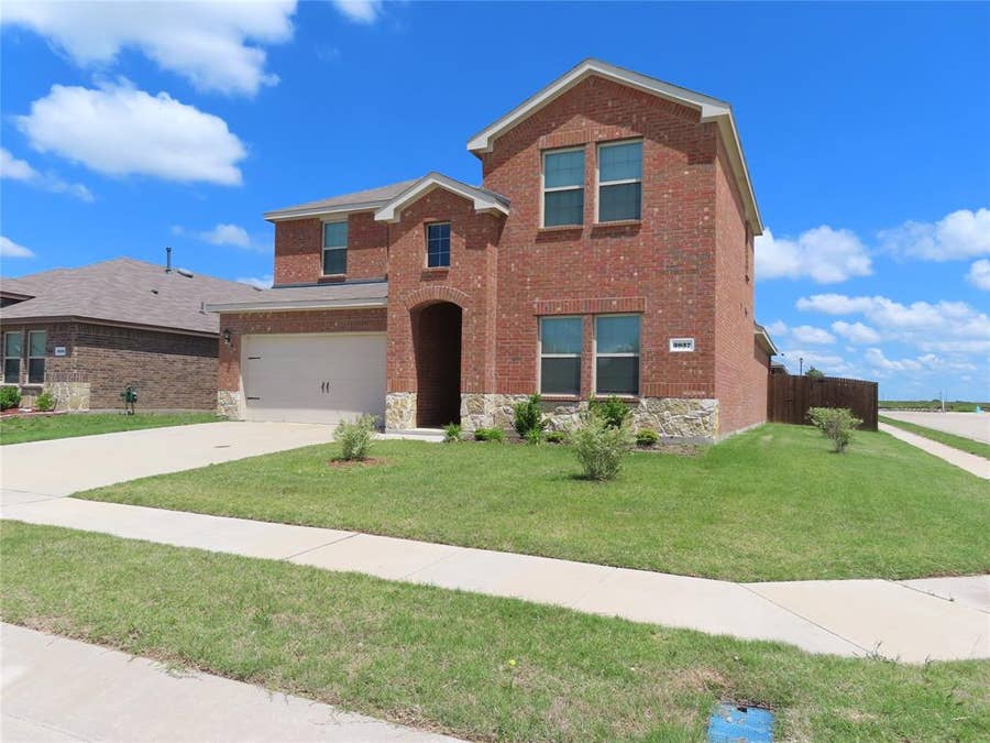 Property photo for 3037 Zinnia Street, Royse City, TX