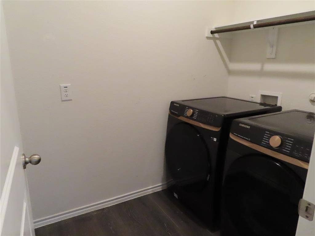 3037 Zinnia Street, Royse City, TX 75189 3037 Zinnia Street, Royse City, TX 75189