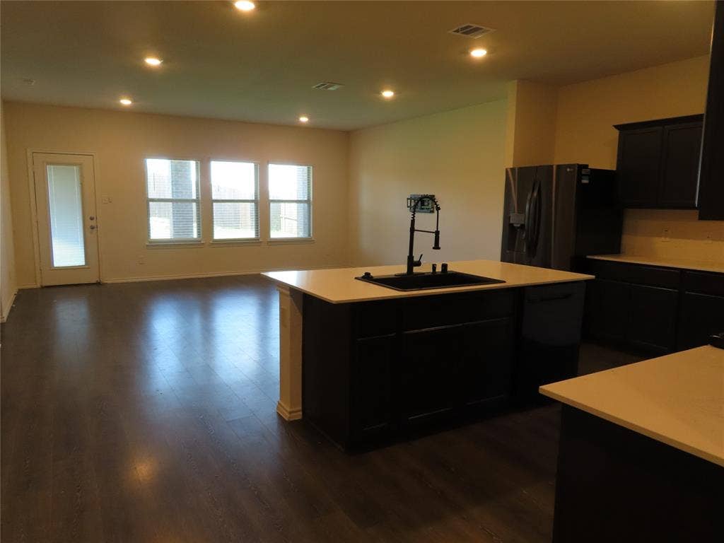 3037 Zinnia Street, Royse City, TX 75189 3037 Zinnia Street, Royse City, TX 75189