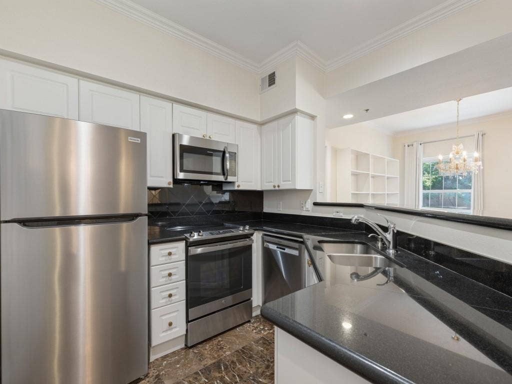 3400 Welborn Street, #316, Dallas, TX 75219 3400 Welborn Street, #316, Dallas, TX 75219