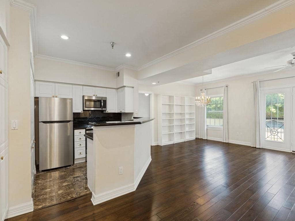3400 Welborn Street, #316, Dallas, TX 75219 3400 Welborn Street, #316, Dallas, TX 75219