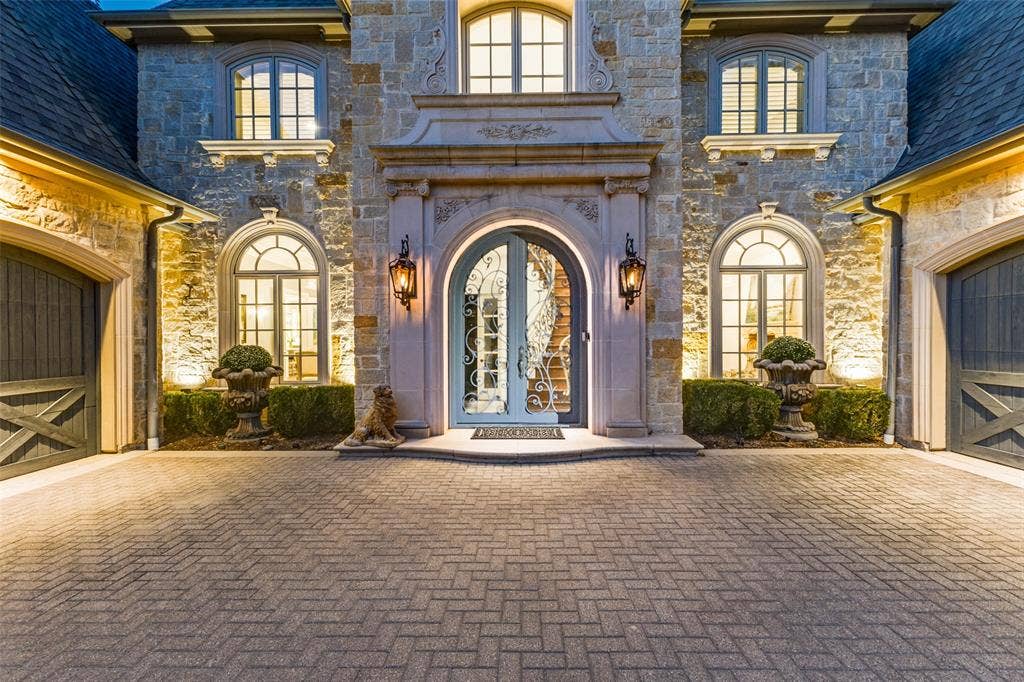 6131 Park Lane, Dallas, TX 75225 6131 Park Lane, Dallas, TX 75225