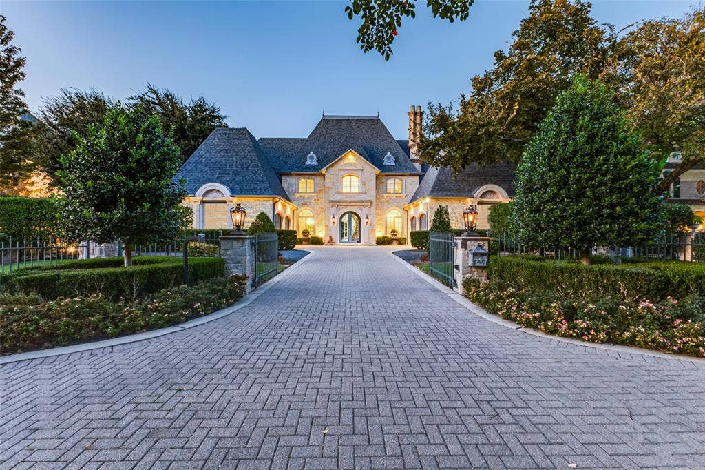 6131 Park Lane, Dallas, TX 75225 6131 Park Lane, Dallas, TX 75225