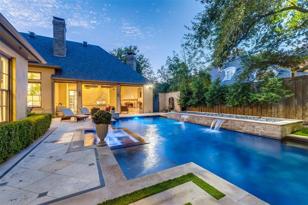 6131 Park Lane, Dallas, TX 75225 6131 Park Lane, Dallas, TX 75225