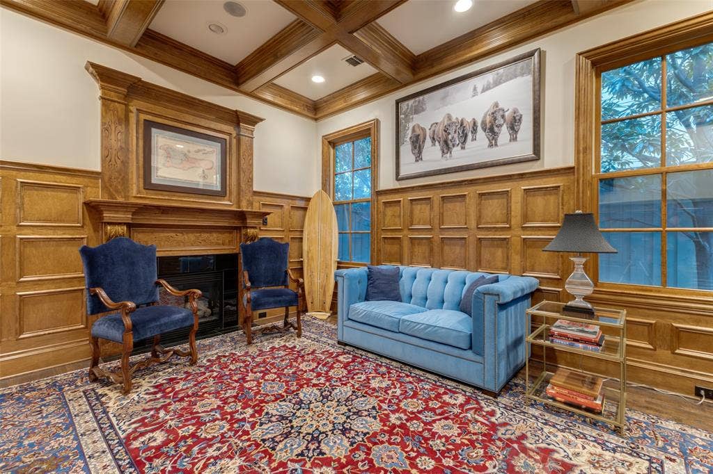 6131 Park Lane, Dallas, TX 75225 6131 Park Lane, Dallas, TX 75225