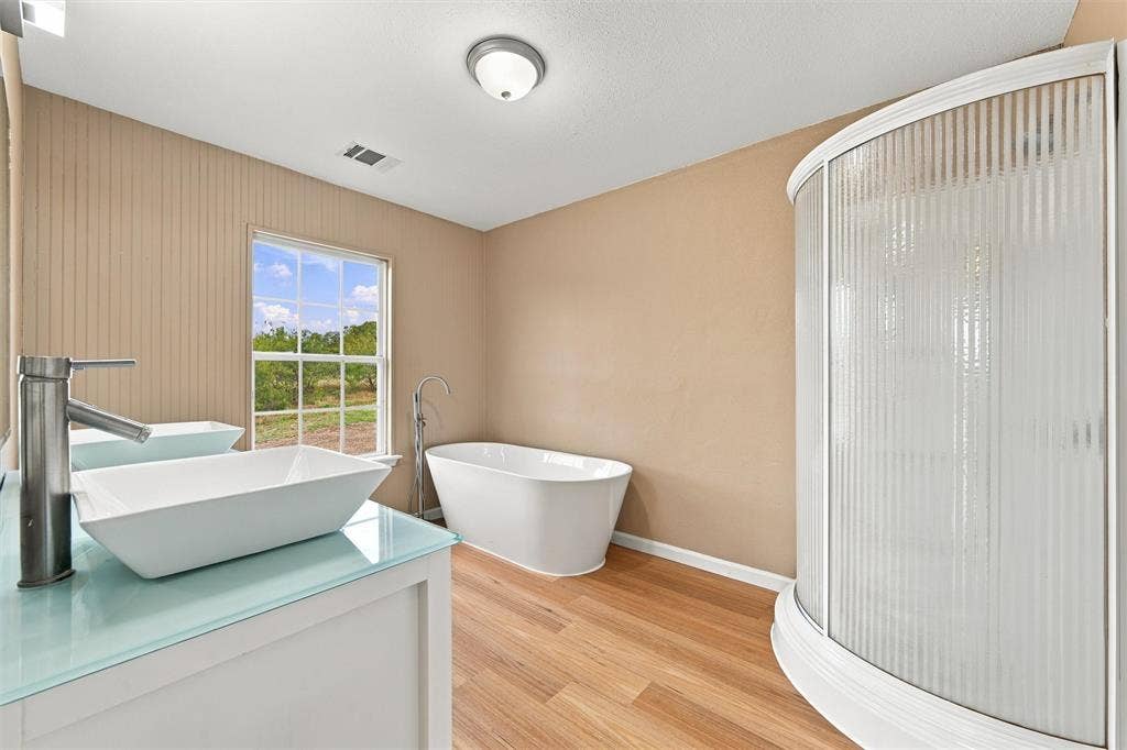 2052 Blue Cut Road S, Moody, TX 76557