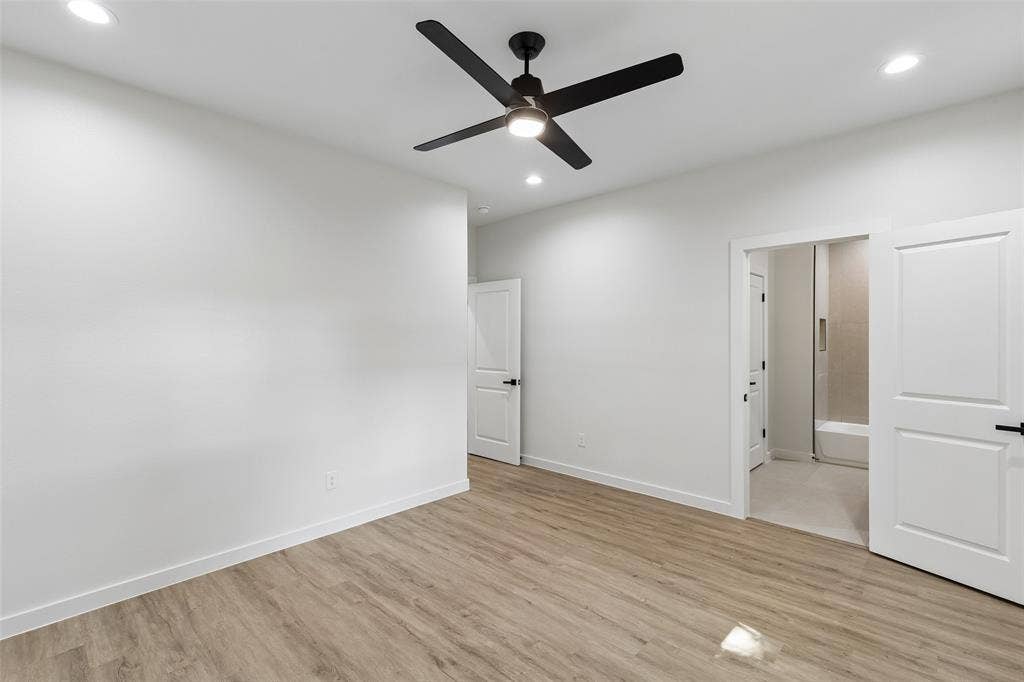 3324 Navaro Street, Dallas, TX 75212 3324 Navaro Street, Dallas, TX 75212