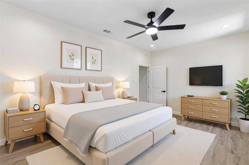 3324 Navaro Street, Dallas, TX 75212 Digitally Staged