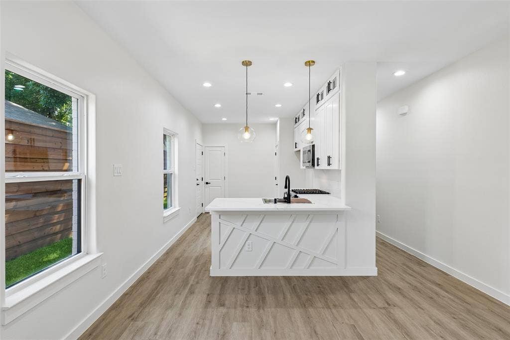 3324 Navaro Street, Dallas, TX 75212 3324 Navaro Street, Dallas, TX 75212