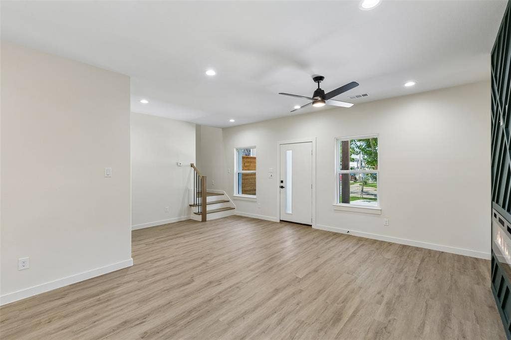 3324 Navaro Street, Dallas, TX 75212 3324 Navaro Street, Dallas, TX 75212
