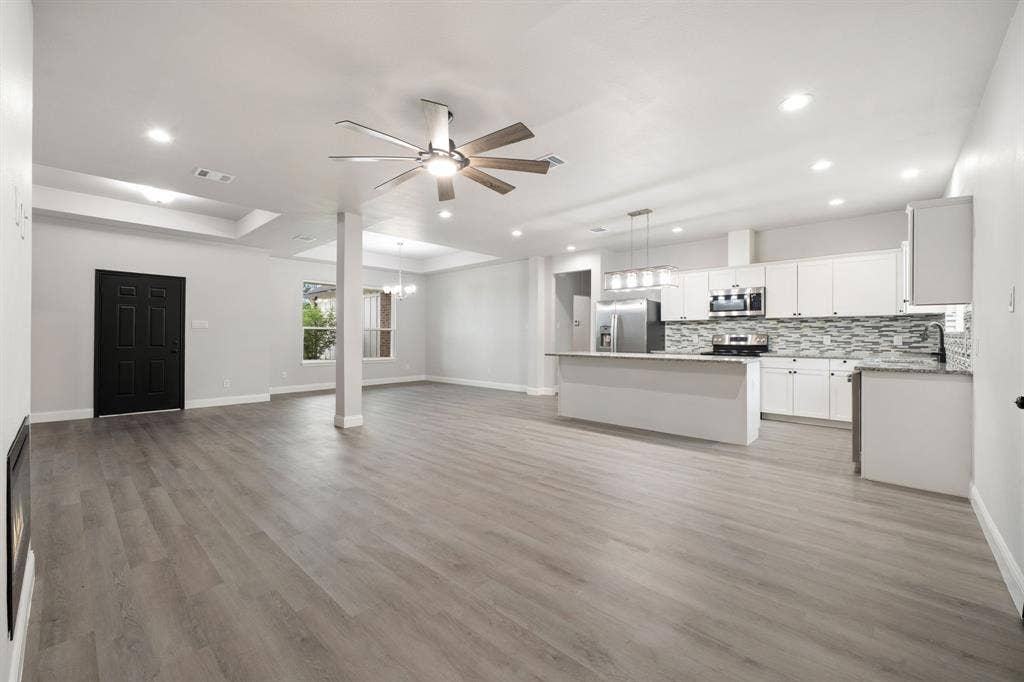 646 County Road 4109, Greenville, TX 75401 646 County Road 4109, Greenville, TX 75401