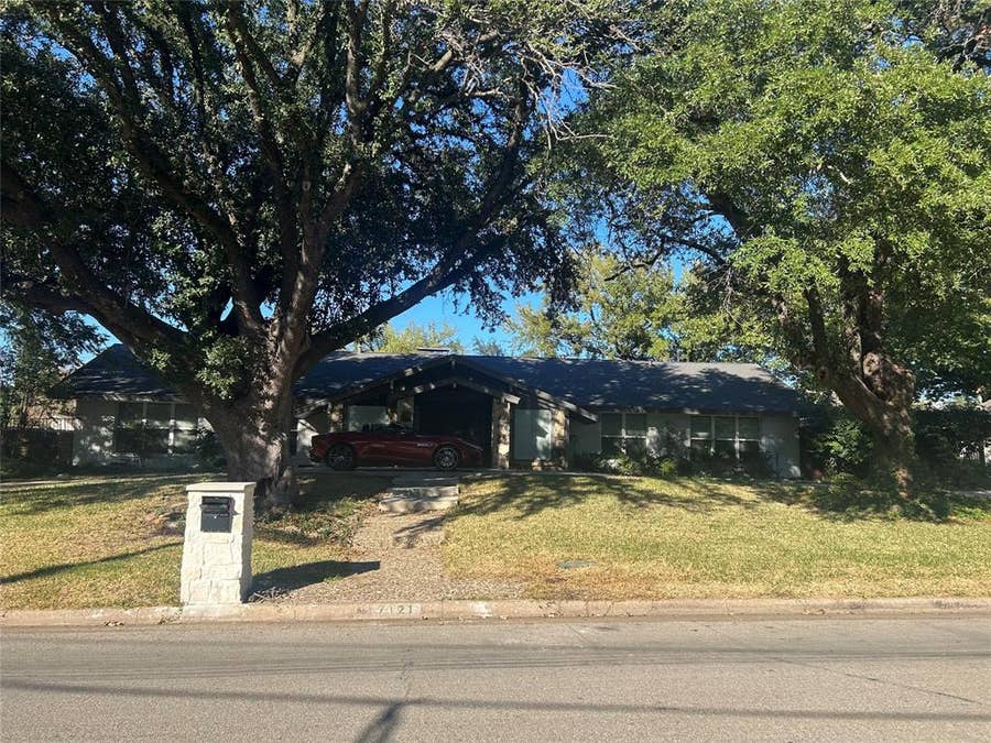 Property photo for 7121 Kendallwood Drive, Dallas, TX