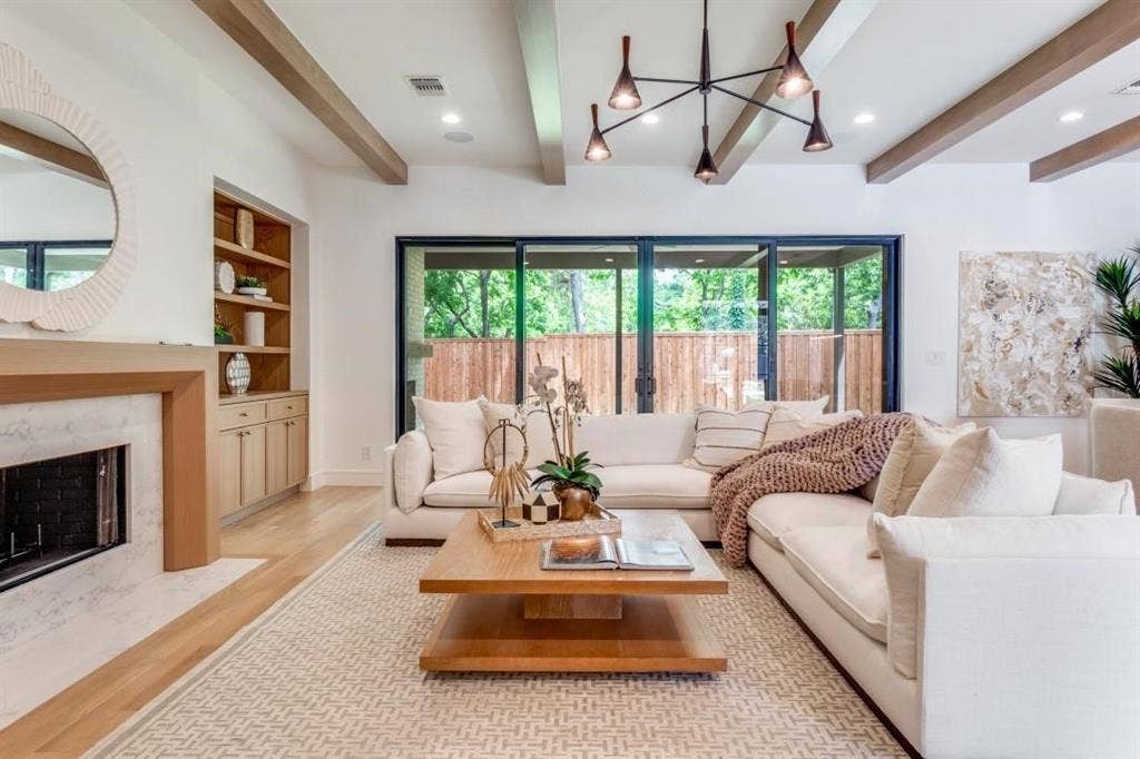 1622 Old Gate Lane, Dallas, TX 75218