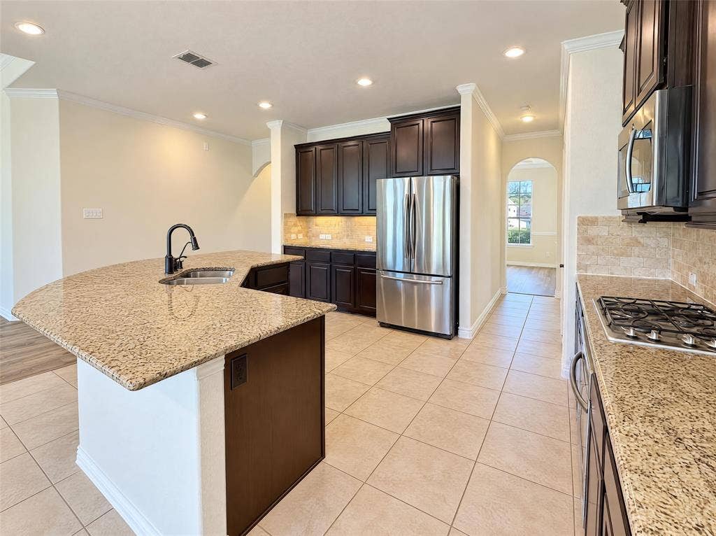 6715 Winding Valley Trail, Rowlett, TX 75089 6715 Winding Valley Trail, Rowlett, TX 75089