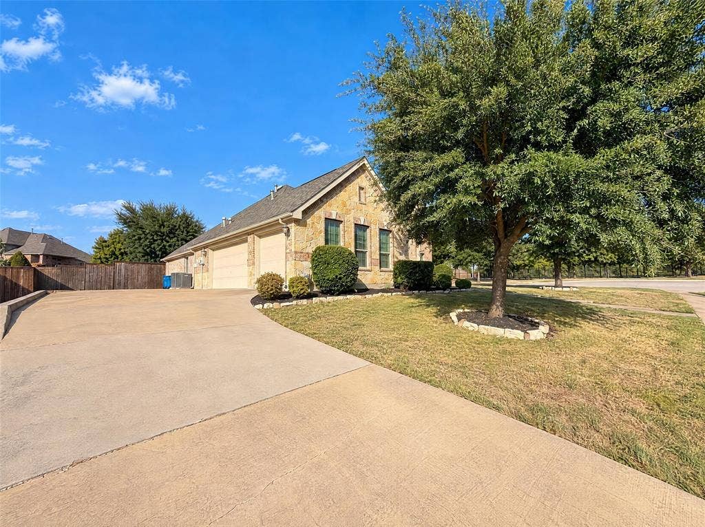 6715 Winding Valley Trail, Rowlett, TX 75089 6715 Winding Valley Trail, Rowlett, TX 75089