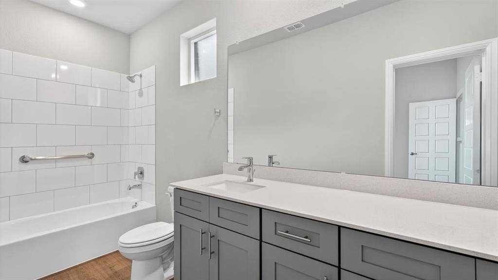 10413 SUNSET SHORE Drive, Grand Prairie, TX 76065 10413 SUNSET SHORE Drive, Grand Prairie, TX 76065