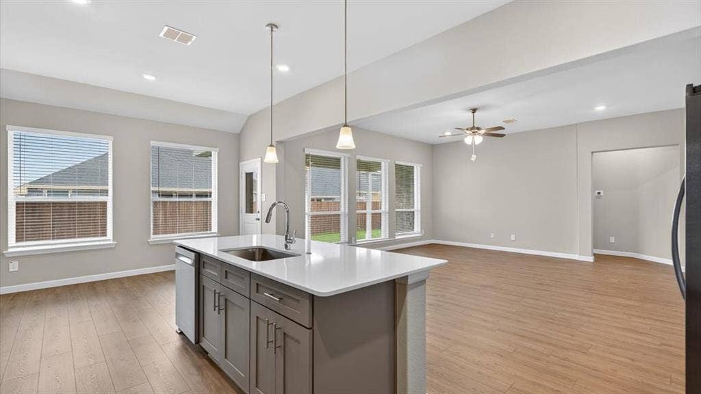 10413 SUNSET SHORE Drive, Grand Prairie, TX 76065 10413 SUNSET SHORE Drive, Grand Prairie, TX 76065