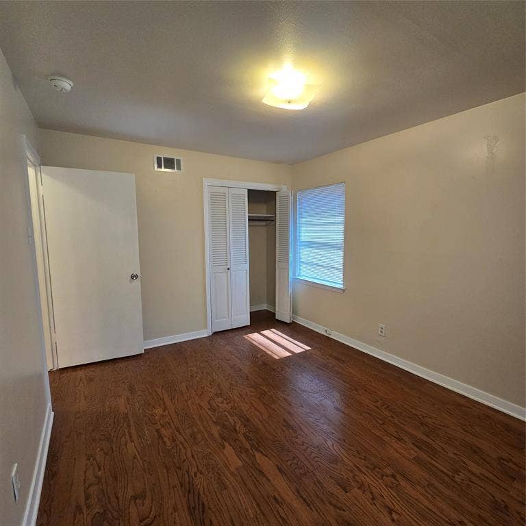 7215 Wilcox Drive, Dallas, TX 75232 7215 Wilcox Drive, Dallas, TX 75232