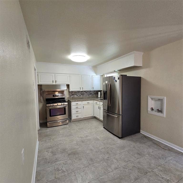 7215 Wilcox Drive, Dallas, TX 75232 7215 Wilcox Drive, Dallas, TX 75232