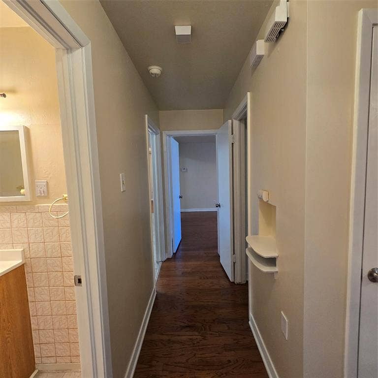 7215 Wilcox Drive, Dallas, TX 75232 7215 Wilcox Drive, Dallas, TX 75232