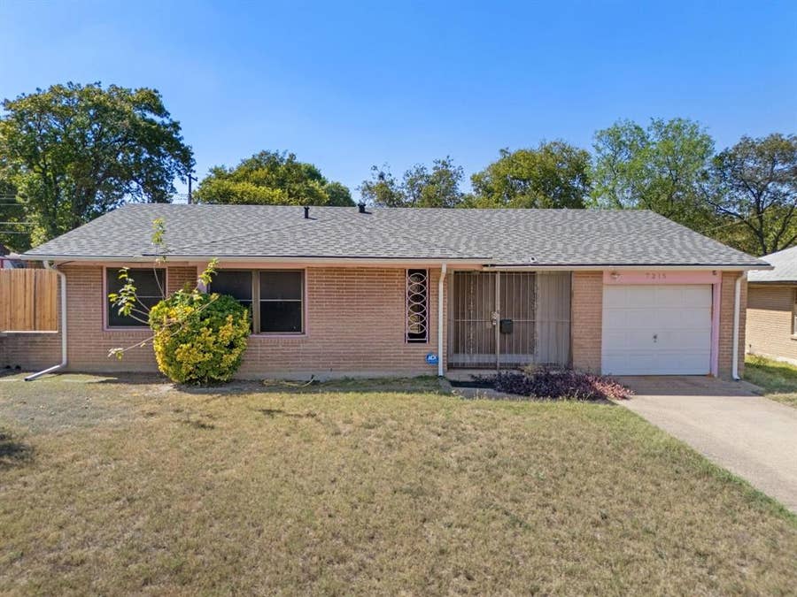 Property photo for 7215 Wilcox Drive, Dallas, TX