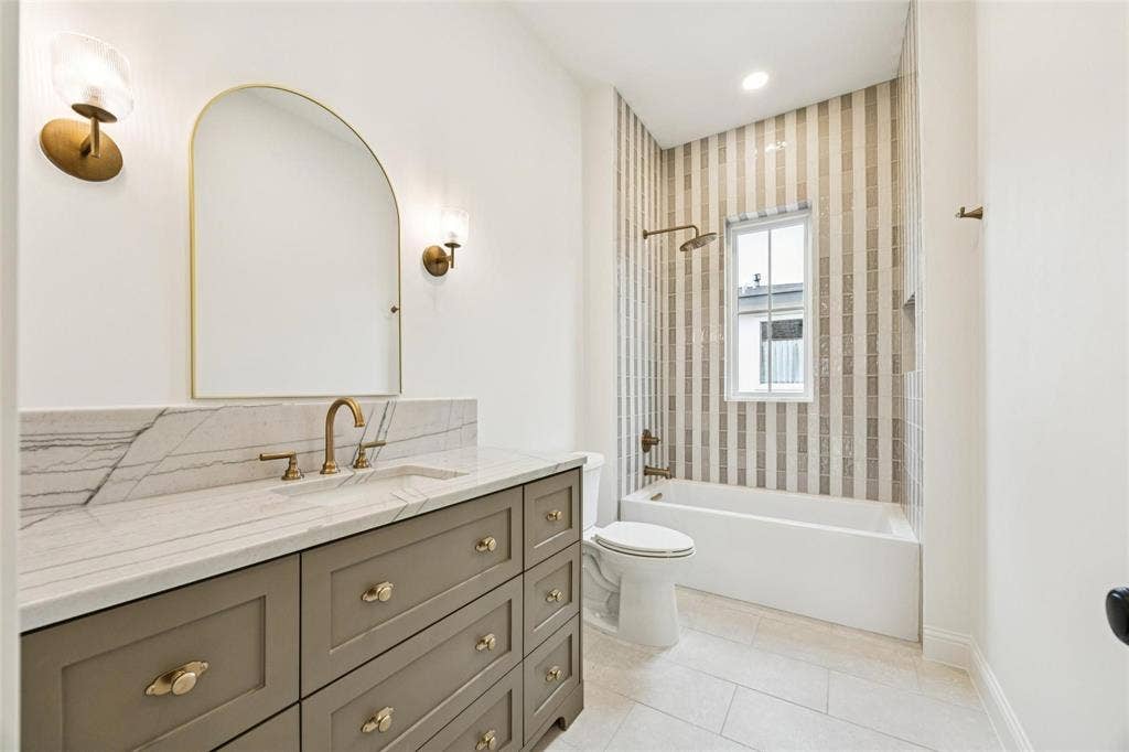 6860 Southridge Drive, Dallas, TX 75214 6860 Southridge Drive, Dallas, TX 75214