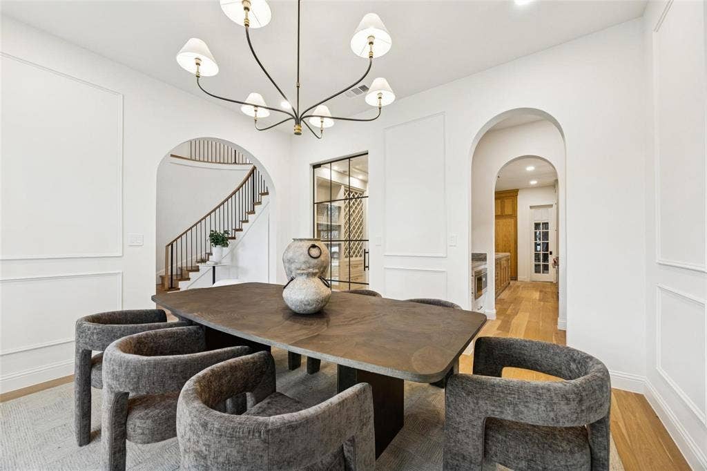 6860 Southridge Drive, Dallas, TX 75214 6860 Southridge Drive, Dallas, TX 75214