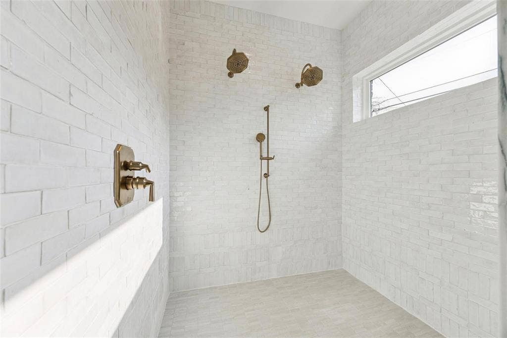 6860 Southridge Drive, Dallas, TX 75214 6860 Southridge Drive, Dallas, TX 75214