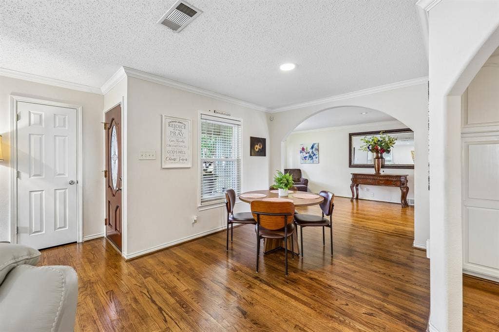2110 Cooper Drive, Irving, TX 75061 2110 Cooper Drive, Irving, TX 75061