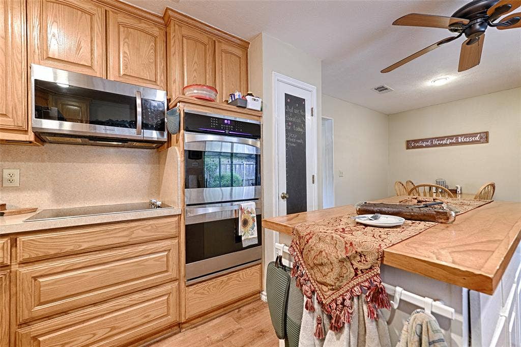 2904 Cross Bend Road, Plano, TX 75023 2904 Cross Bend Road, Plano, TX 75023