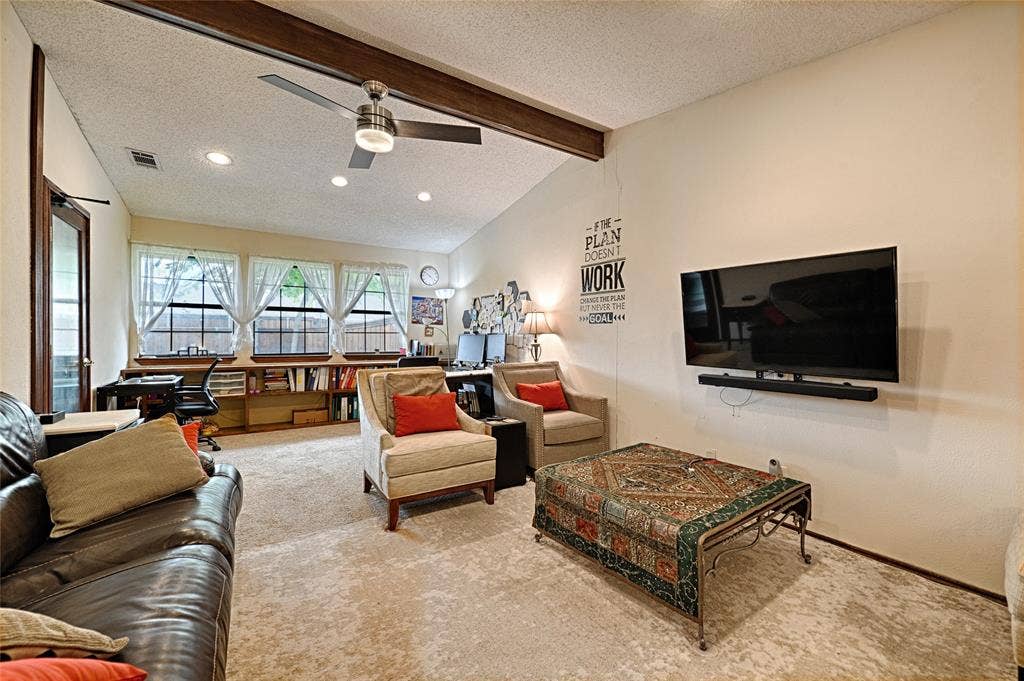 2904 Cross Bend Road, Plano, TX 75023 2904 Cross Bend Road, Plano, TX 75023