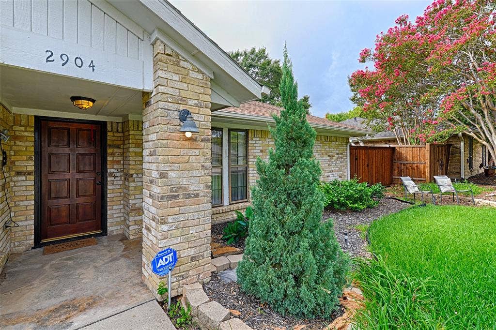 2904 Cross Bend Road, Plano, TX 75023 2904 Cross Bend Road, Plano, TX 75023