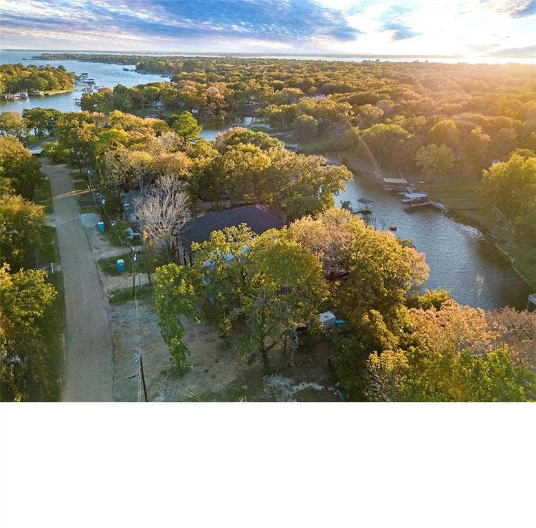 166 Indian Gap Road, Mabank, TX 75156 166 Indian Gap Road, Mabank, TX 75156