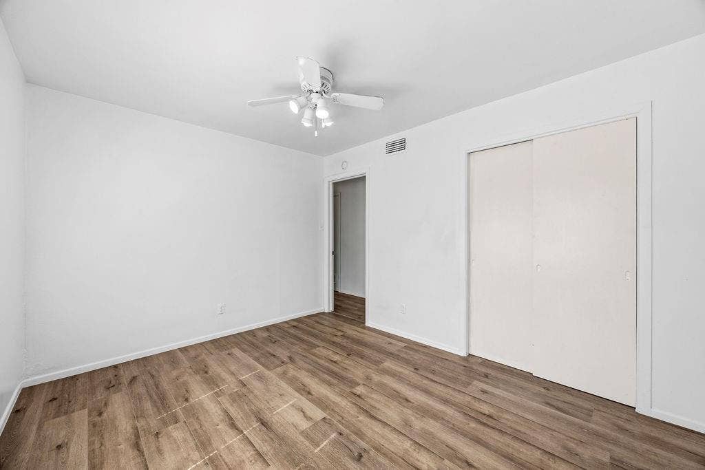 2251 Cambridge Drive, Irving, TX 75061