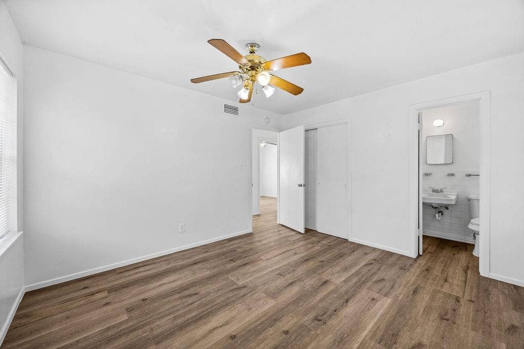 2251 Cambridge Drive, Irving, TX 75061