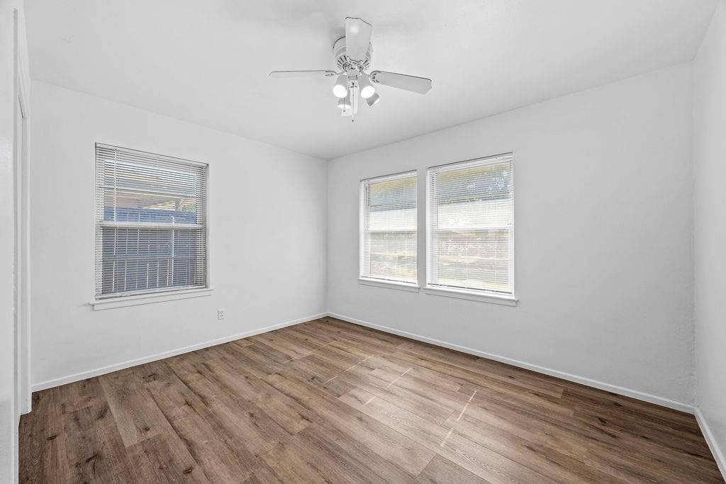 2251 Cambridge Drive, Irving, TX 75061