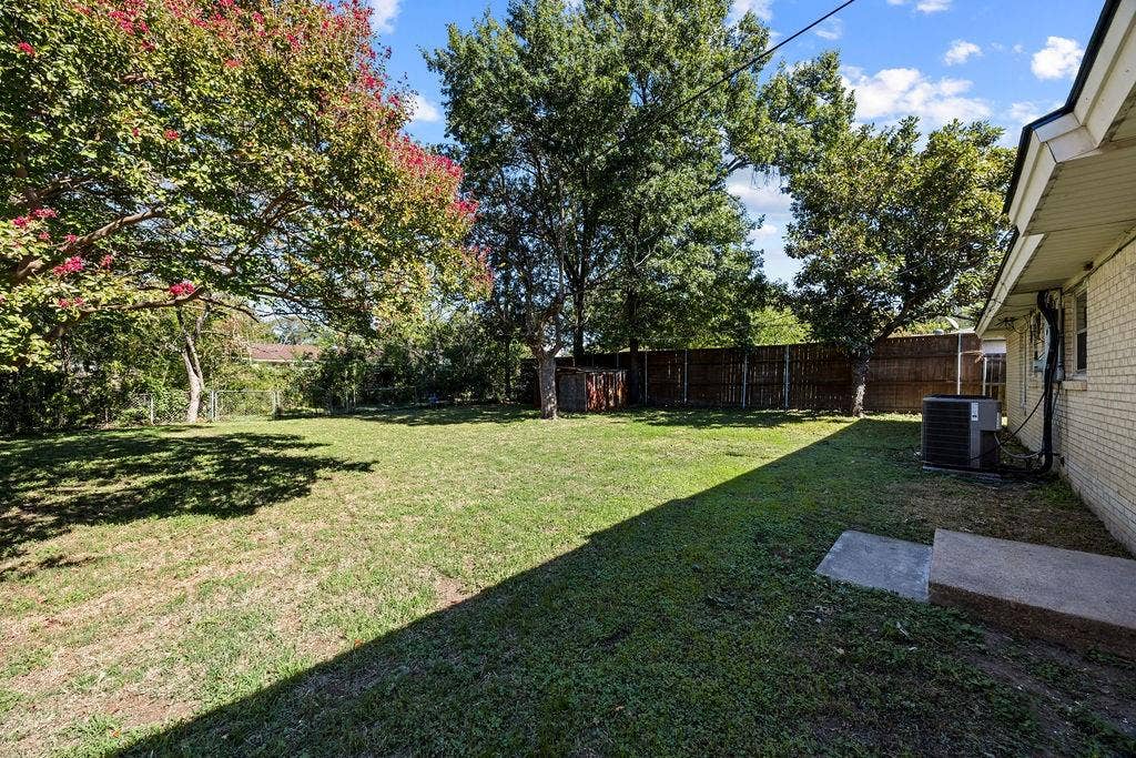 2251 Cambridge Drive, Irving, TX 75061