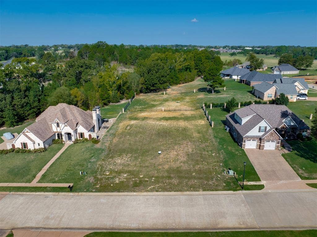 1505 Coutland Lane, Lindale, TX 75771 1505 Coutland Lane, Lindale, TX 75771