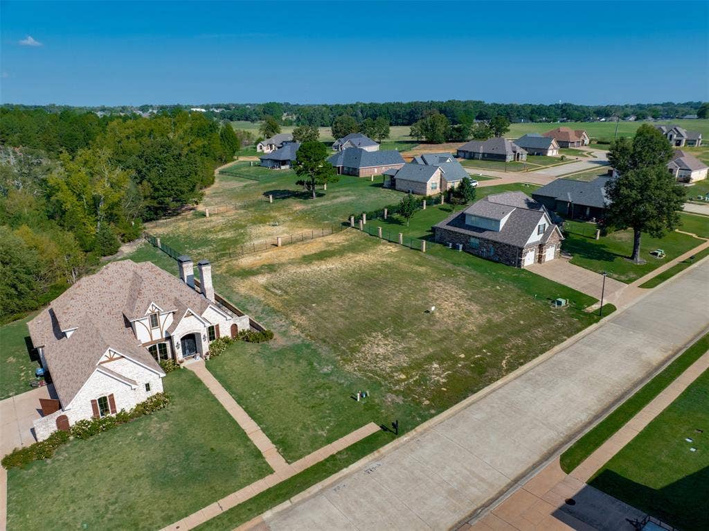 1505 Coutland Lane, Lindale, TX 75771 1505 Coutland Lane, Lindale, TX 75771