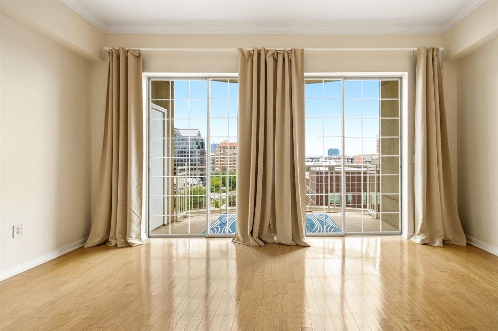 3225 Turtle Creek Boulevard, #810, Dallas, TX 75219 3225 Turtle Creek Boulevard, #810, Dallas, TX 75219