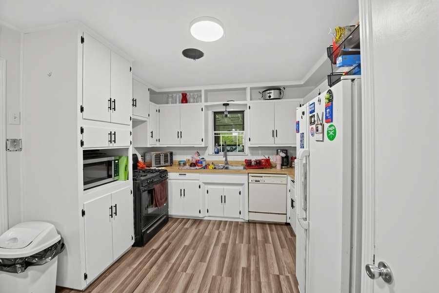 110 Cheyenne, Elm Mott, TX 76640 110 Cheyenne, Elm Mott, TX 76640