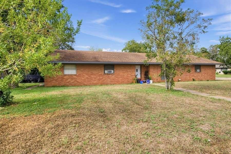 110 Cheyenne, Elm Mott, TX 76640 110 Cheyenne, Elm Mott, TX 76640