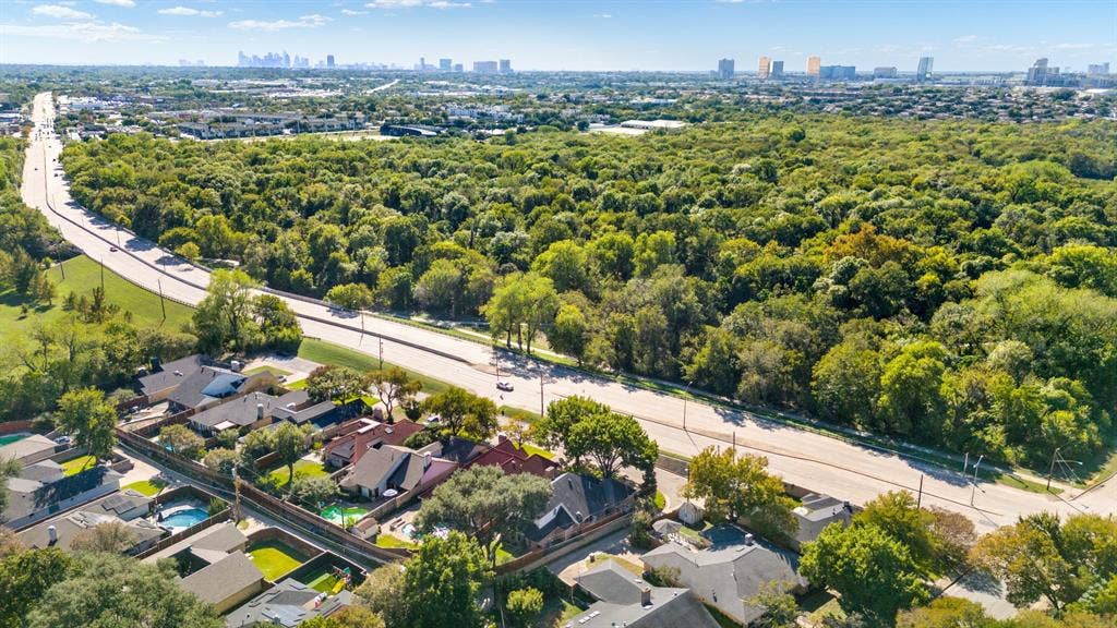 7130 Abrams Road, Dallas, TX 75231 7130 Abrams Road, Dallas, TX 75231
