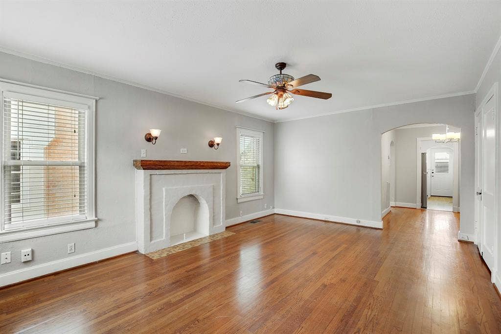 5930 1/2 La Vista Drive, Dallas, TX 75206 5930 1/2 La Vista Drive, Dallas, TX 75206